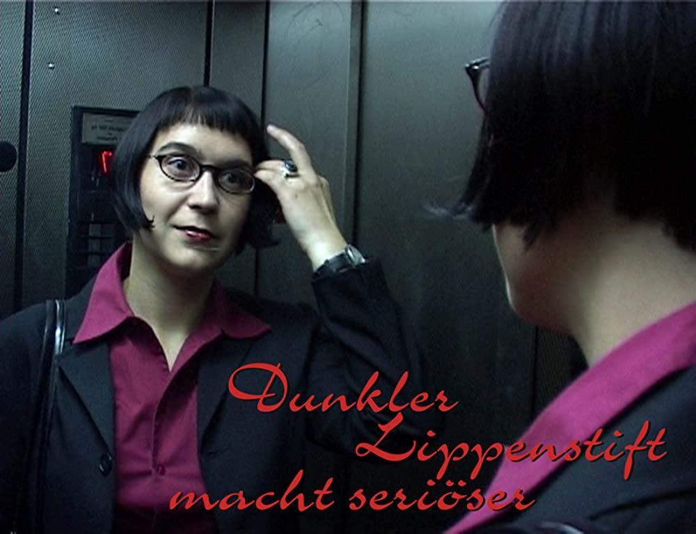 Dunkler Lippenstift macht seriöser (TV)