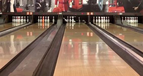 The Bowling Horror Show (S)