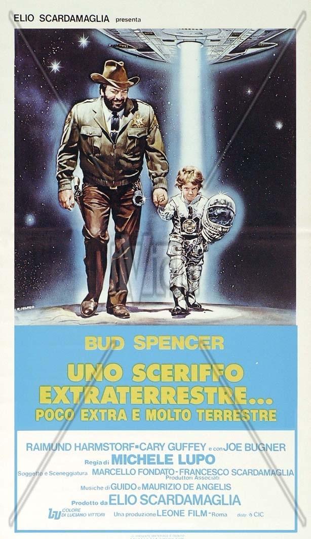 El sheriff y el pequeño extraterrestre