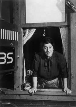 The Gertrude Berg Show (TV Series)