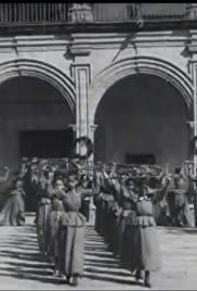 Défilé de jeunes filles au lycée (C)