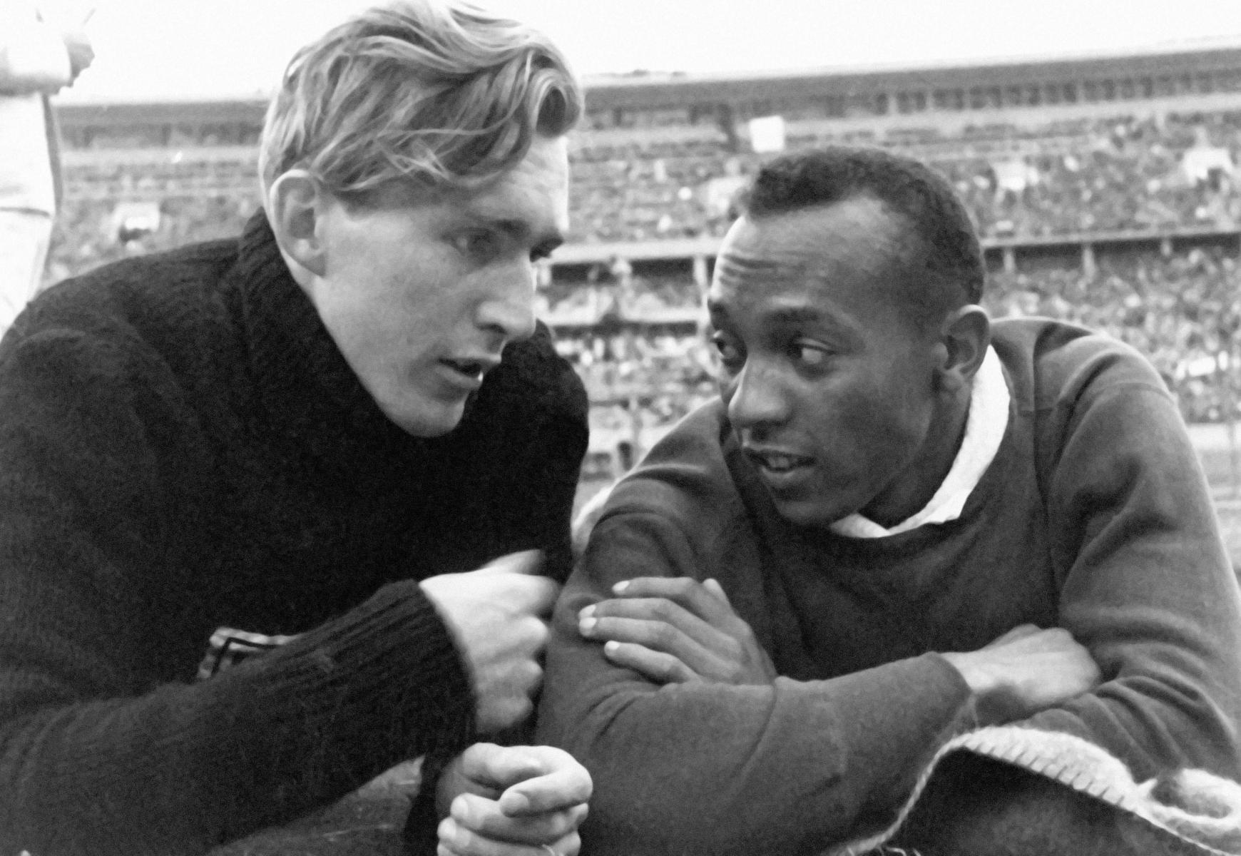 Jesse Owens y Lutz Long: un abrazo que hizo historia (TV) (2015)