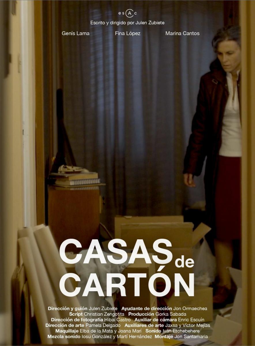 Casas de cartón (C)